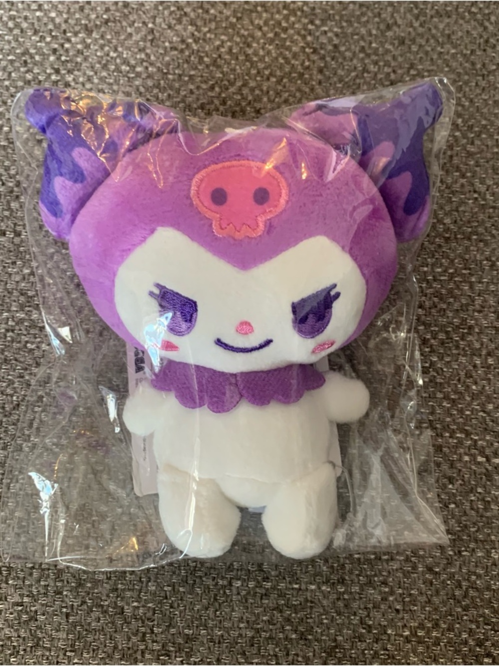 BNWT Japan 14cm Sanrio Kuromi Melting Candy plush